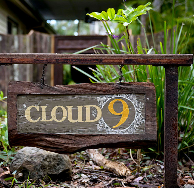 Sign welcoming you to Cloud 9 Sauna